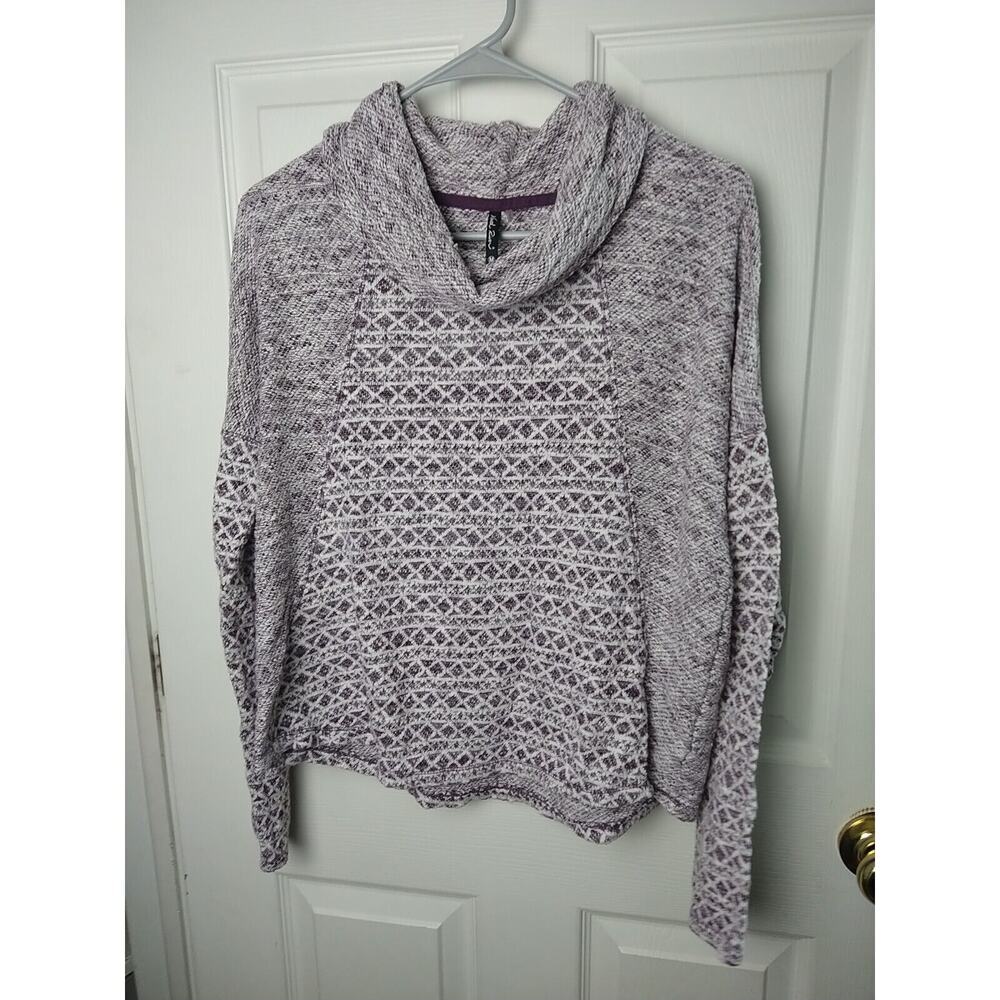 North River Woman M Sweater Purple Long Sleeve Turtleneck Cropped Curved Hem